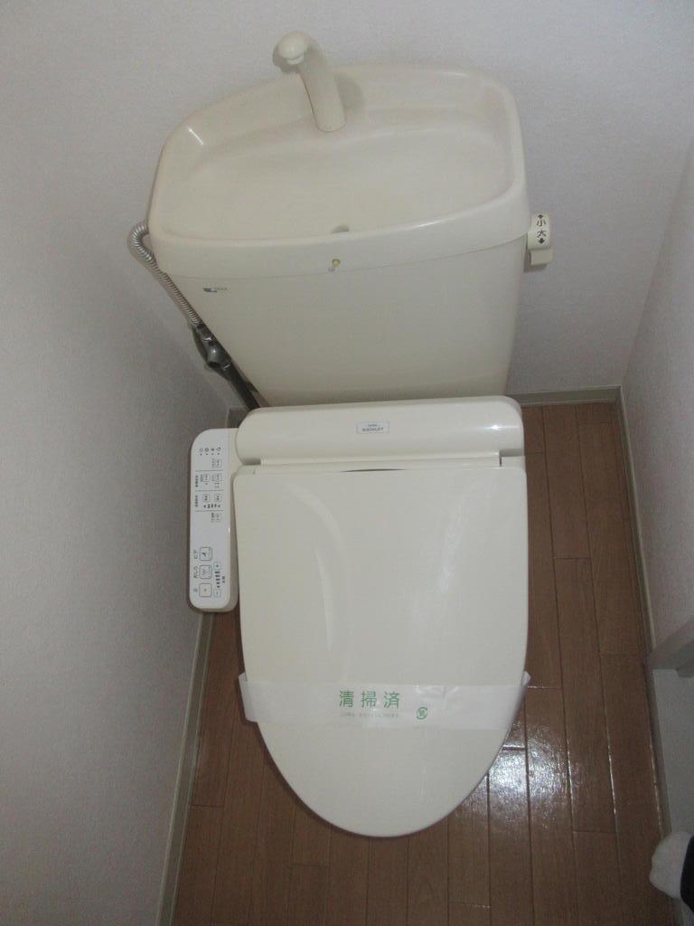 トイレ　ウォシュレット付きで快適♪