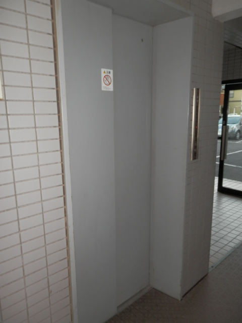 その他共有部分　エレベーター完備。