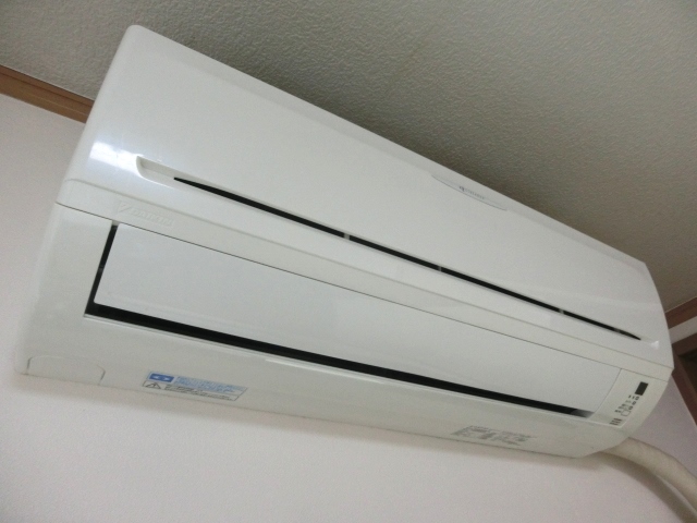 その他設備　快適な生活に欠かせないエアコン。