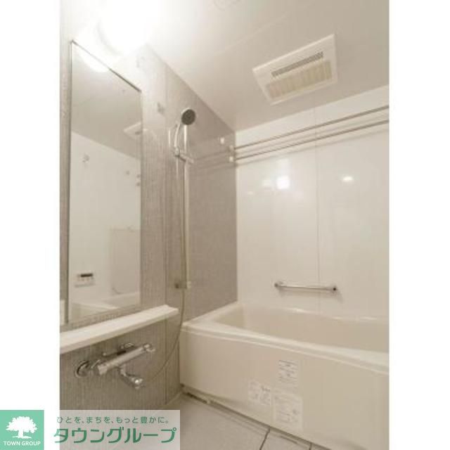 バス・シャワールーム　※写真は同タイプ住戸です。