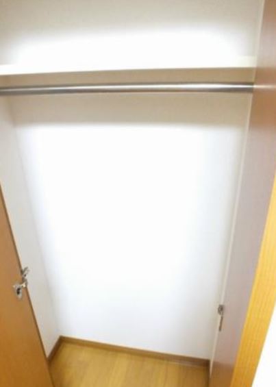 収納　★ハンガーラック付き収納★