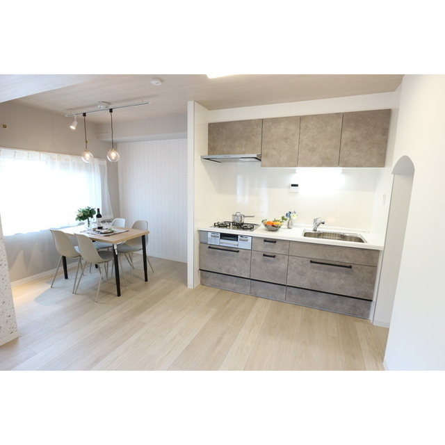キッチン　※家具は撮影用です。