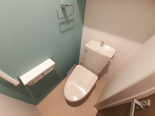 トイレ　コンパクトで使いやすいトイレです