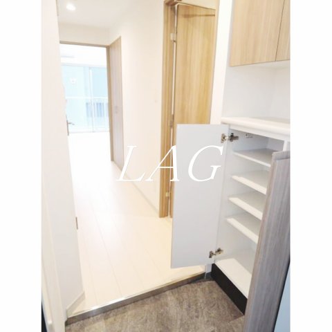 玄関　玄関です。