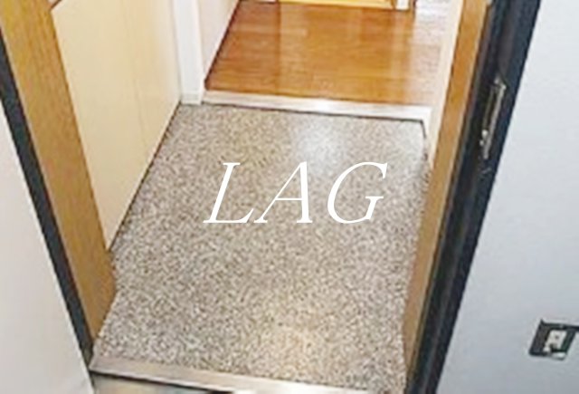 玄関　玄関です。