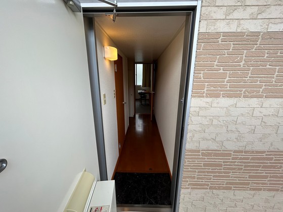 玄関　※別室の写真です