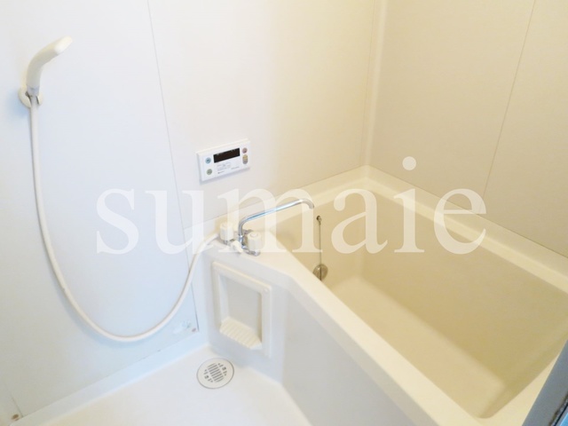 バス・シャワールーム　バスタブです☆