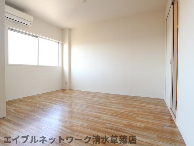 居室・リビング　おしゃれな居間です