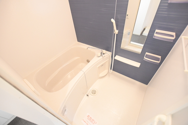 バス・シャワールーム　浴室