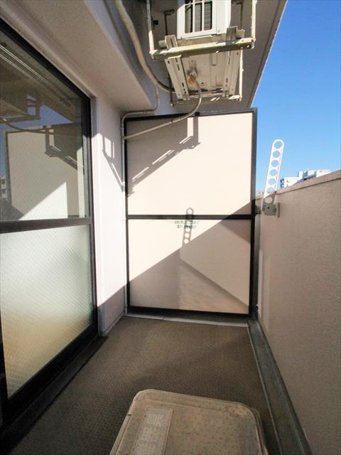 バルコニー　松山市味酒町　シャンピア味酒　ベランダ