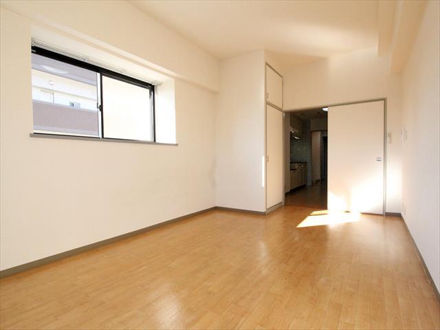 居室・リビング　松山市味酒町　シャンピア味酒　リビング