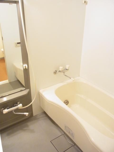 バス・シャワールーム　別部屋参考写真