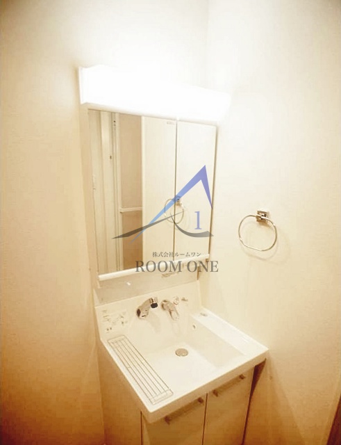 洗面設備　洗面台です。