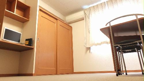 居室・リビング　家具家電付き