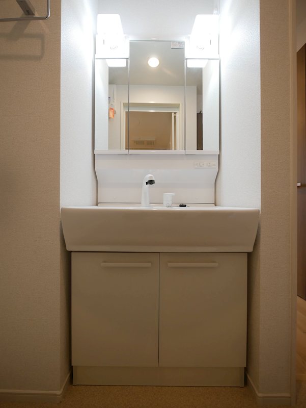 洗面設備　シャンプードレッサー