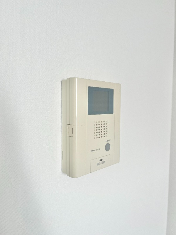セキュリティ　モニター付きインターホン♪