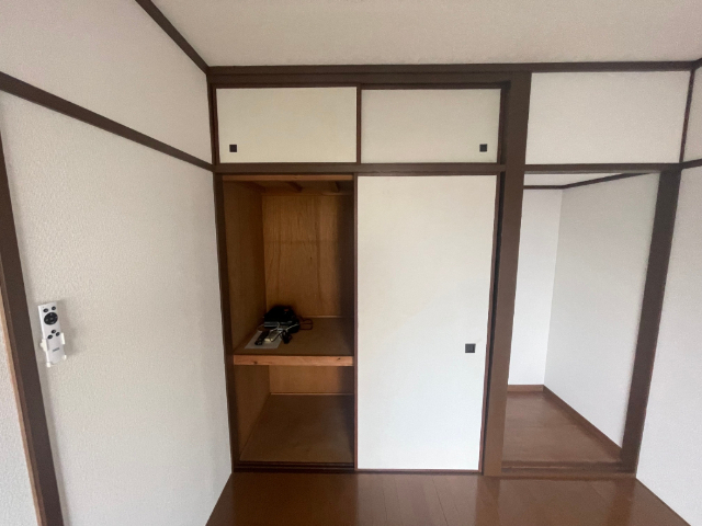 収納　※現況を優先します。