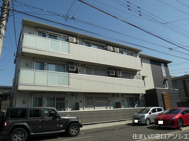 建物外観　レーヴIIIのご紹介は住いの窓口アソシエにお任せ下さい。