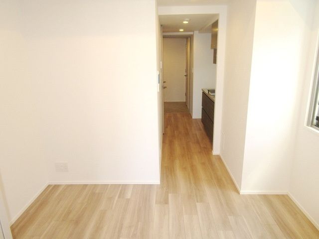 居室・リビング　☆明るい居間☆