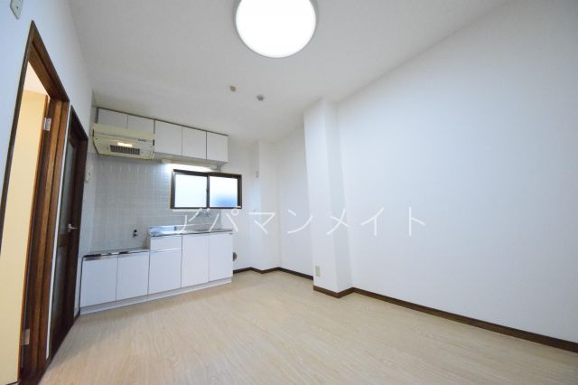 居室・リビング　ゆったり過ごせるリビングです