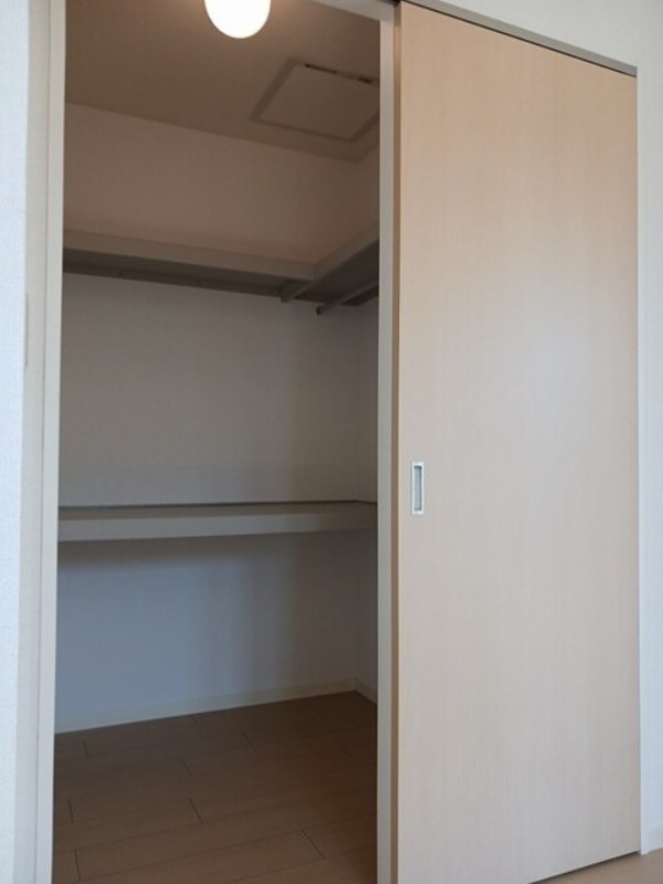 収納　図面と現状に相違がある場合には現状を優先