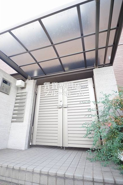 建物外観　軽量鉄骨造2階建ての物件！