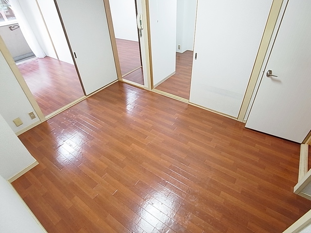 居室・リビング　明るく開放感のあるリビング