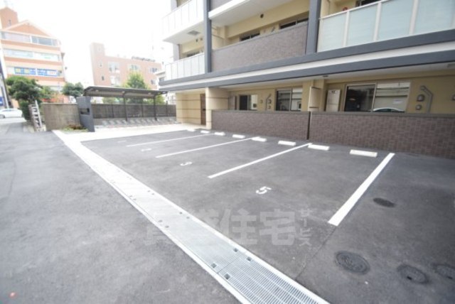 コンビニ　セブンイレブン　茨木西駅前町店（コンビニ）まで149m