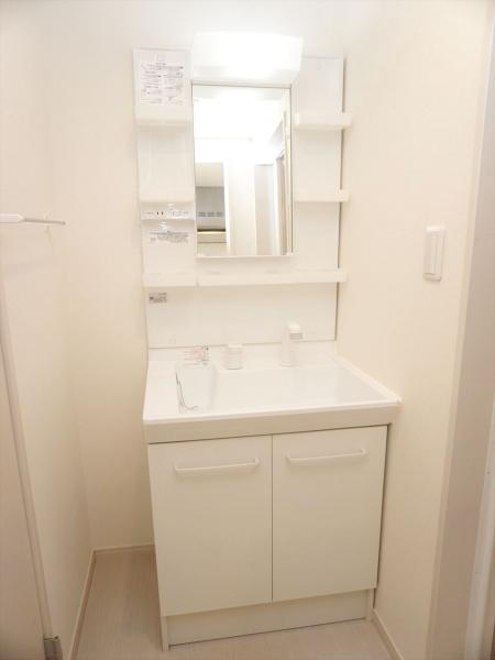 洗面設備　洗面所