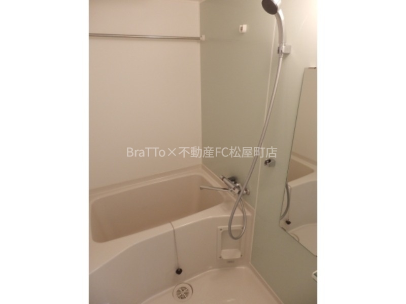 バス・シャワールーム　バス（浴室乾燥機付）