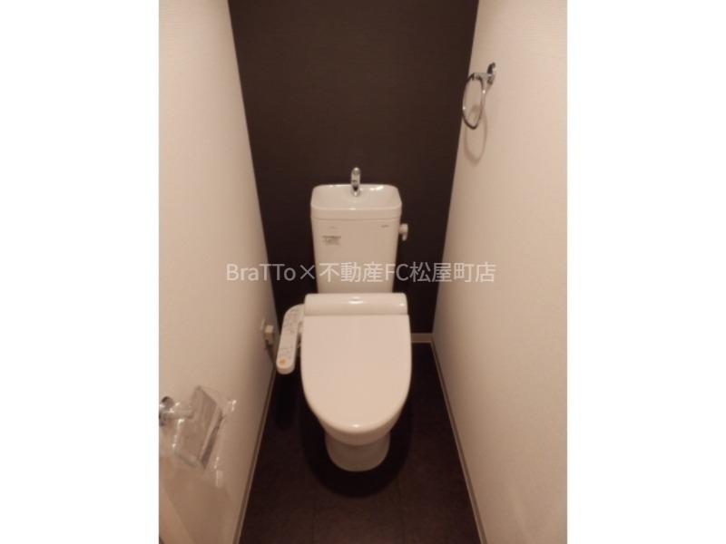 トイレ　トイレ（ウォシュレット付）