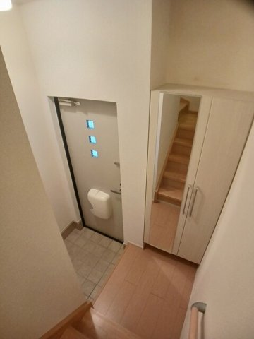 玄関　落ち着いた玄関です