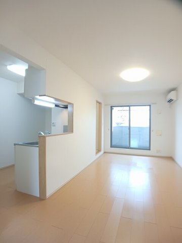 居室・リビング　使いやすいリビングです