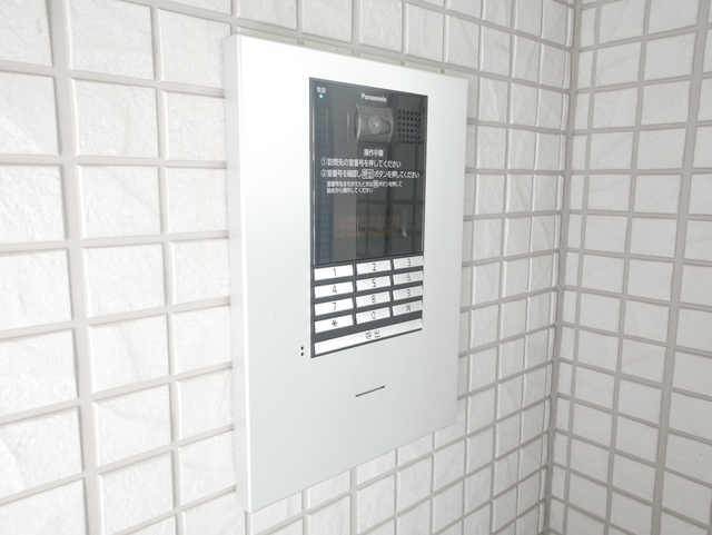 エントランス　★オートロック付です★