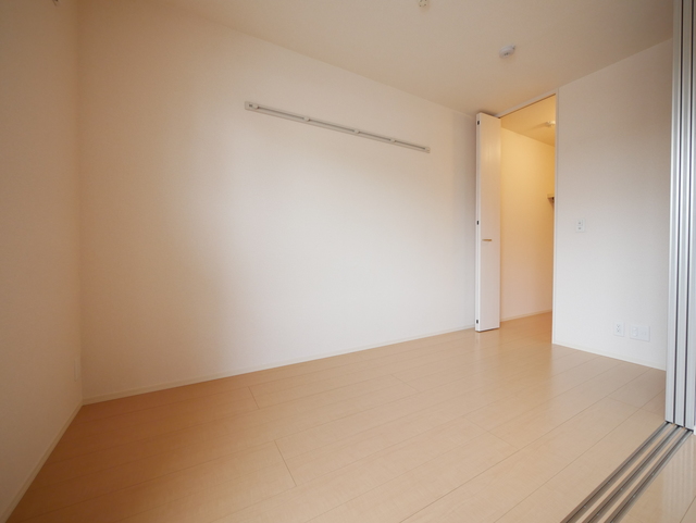 その他部屋・スペース　★フローリングの綺麗な洋室です★