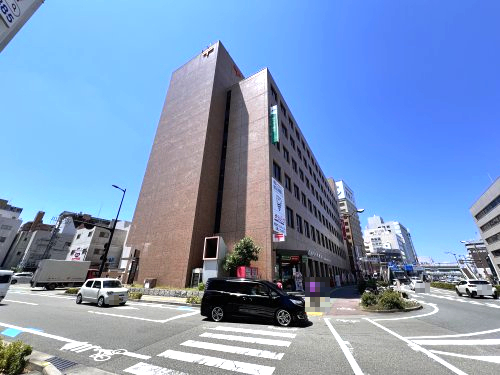 郵便局　徳島中央郵便局（郵便局）まで971m