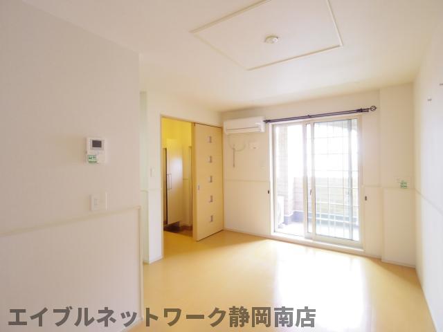 居室・リビング　ゆったりとしたリビングです