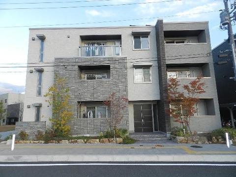 建物外観　外観写真（昼）