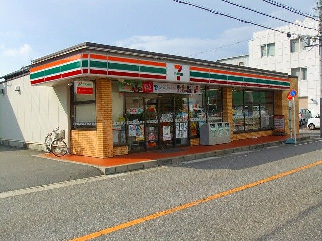 コンビニ　セブンイレブン（コンビニ）まで100m