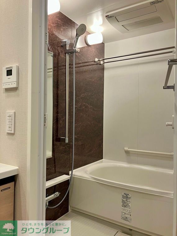 バス・シャワールーム　バス