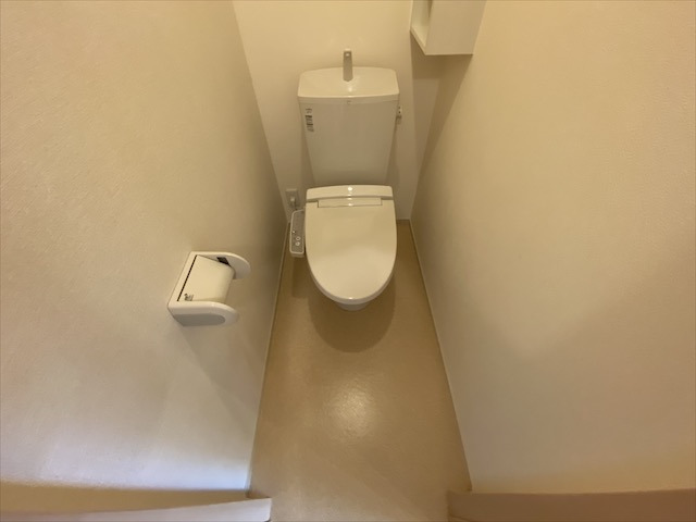 トイレ　温水洗浄便座付きでおすすめ！