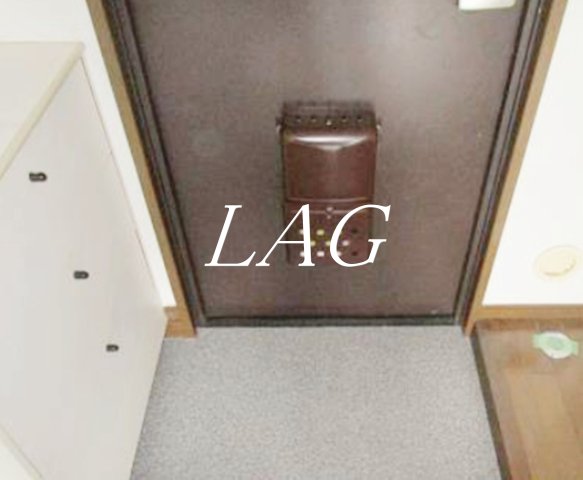 玄関　玄関です。