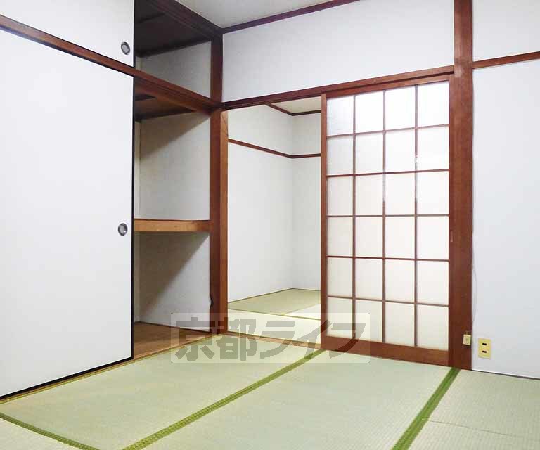 居室・リビング　落ち着く畳のお部屋