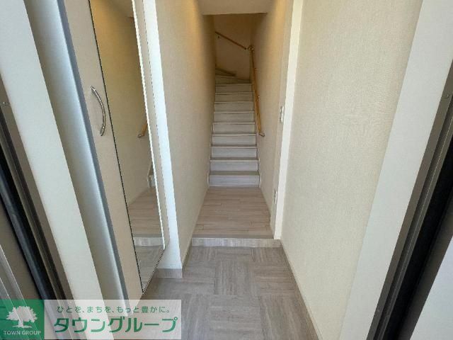 玄関　★お部屋探しは株式会社タウンハウジング東京まで★