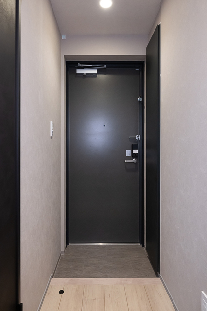 玄関　※写真は同タイプ住戸です。