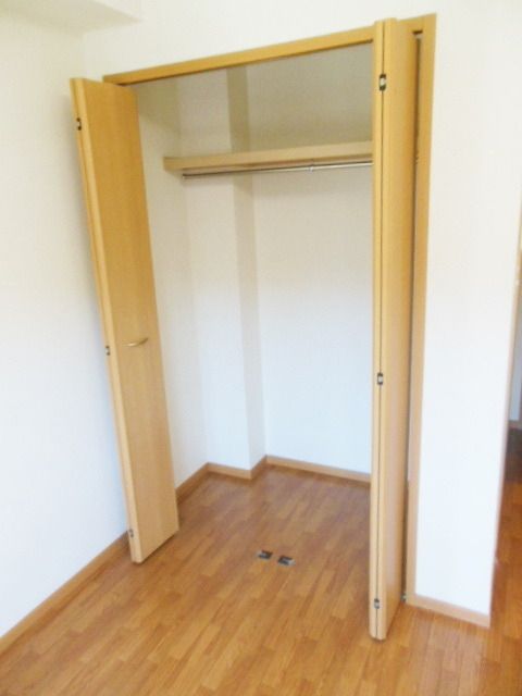 収納　★洋室にあるクローゼットです★