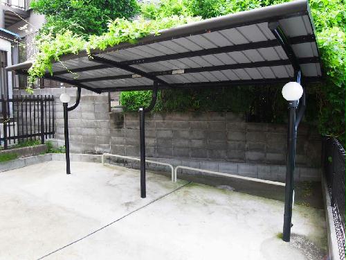 その他　屋根付き駐輪場