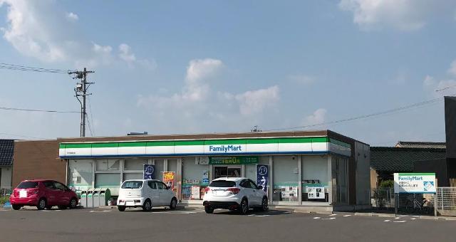 コンビニ　ファミリーマート可児桜町店（コンビニ）まで254m