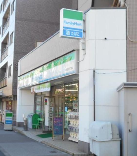 コンビニ　ファミリーマート中葛西八丁目店（コンビニ）まで528m