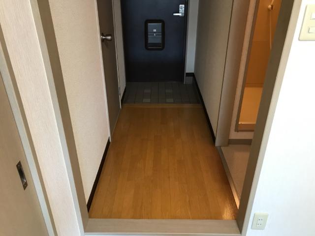 玄関　廊下